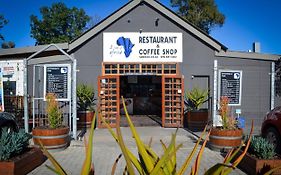 Maggie May House Boat - Colchester - 5Km From Elephant Park
