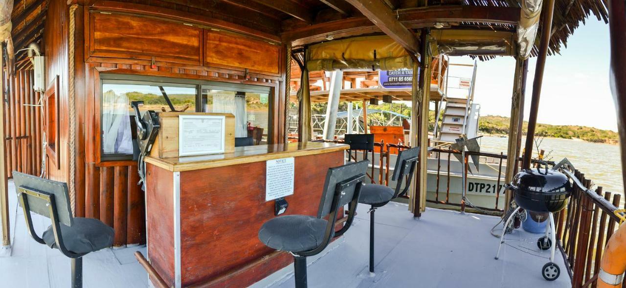 Maggie May House Boat - Colchester - 5Km From Elephant Park Exterior foto