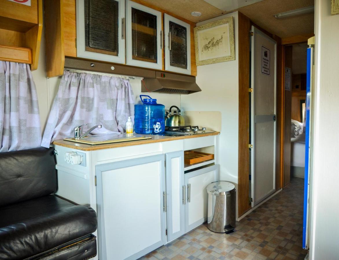 Maggie May House Boat - Colchester - 5Km From Elephant Park Exterior foto